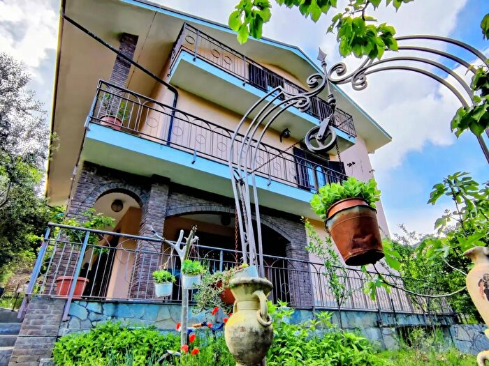 Appartamento quadrilocale in vendita in Viale dei Tigli, Avigliana