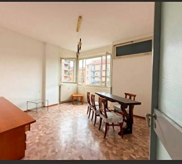 Appartamento bilocale in affitto in Via Dante Alighieri, Valduce Crispi, Como