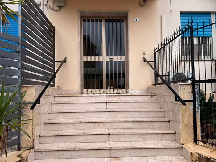 Appartamento quadrilocale in vendita in Via Bagheria, Palermo