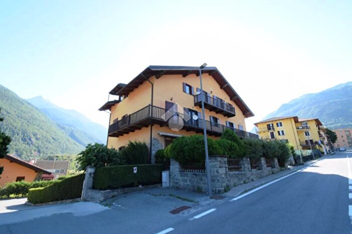 Appartamento trilocale in vendita in Rue De La Gare, Chatillon