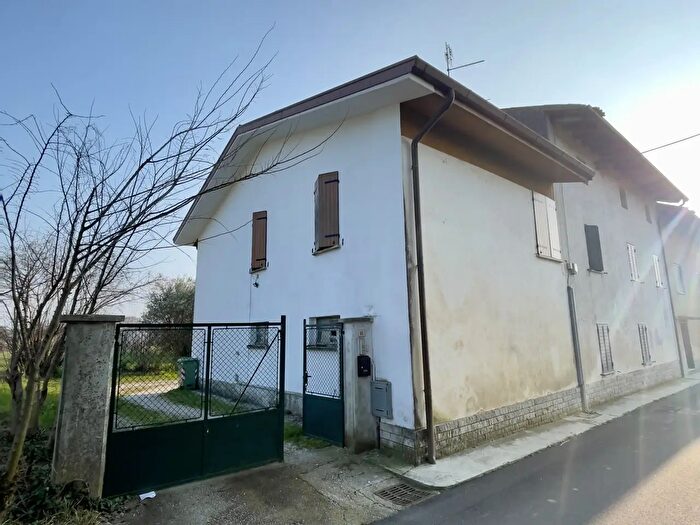 Casa monolocale in vendita in Cormons