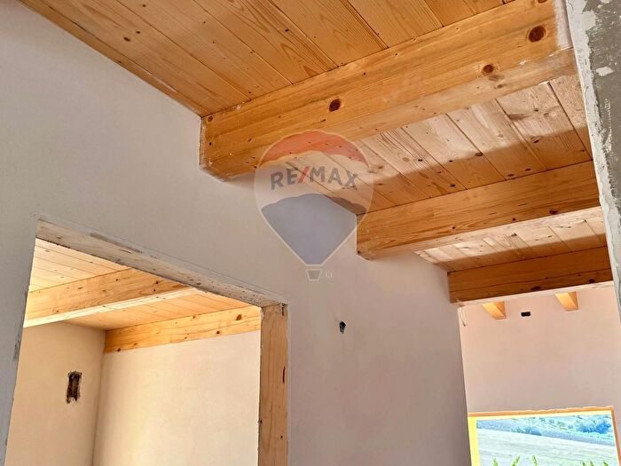 Appartamento quadrilocale in vendita in Camerata Picena