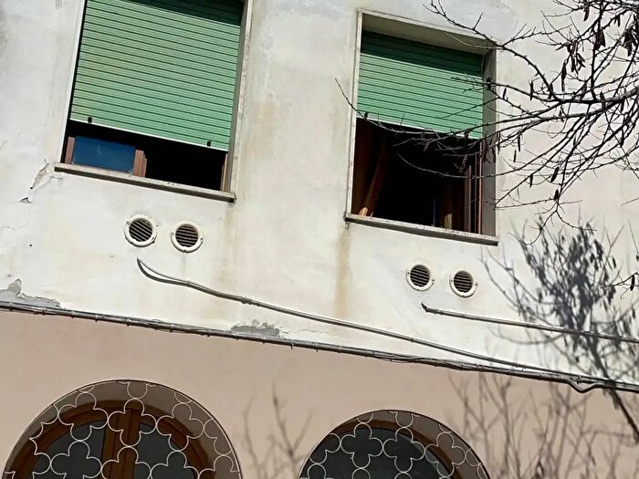 Appartamento con 7 locali in vendita in Vicolo di Via Garibaldi, Oschiri