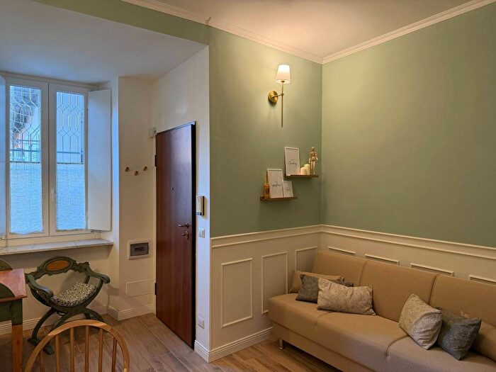 Appartamento bilocale in affitto in Via Giovanni Francesco Napione, Vanchiglia, Torino