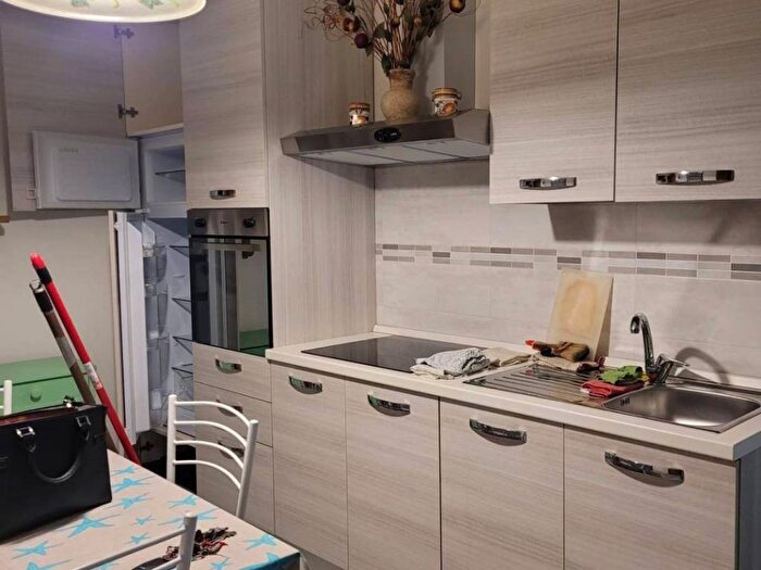 Casa bilocale in affitto in Piazza Gorgona, Marina di Pisa, Pisa