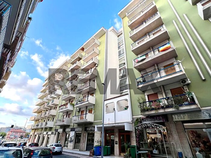 Appartamento con 7 locali in vendita in Via Città di Palermo, Bagheria