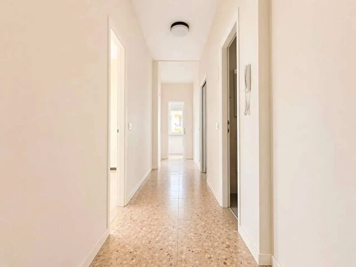 Appartamento trilocale in vendita in Milano