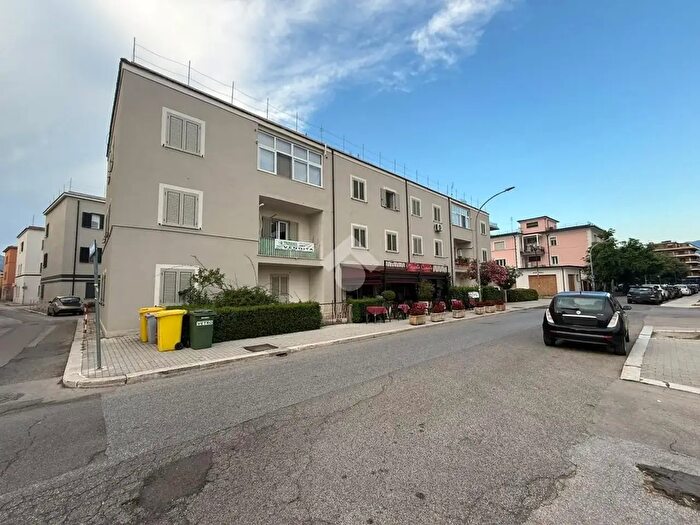 Appartamento trilocale in vendita in Via Ponari, Cassino