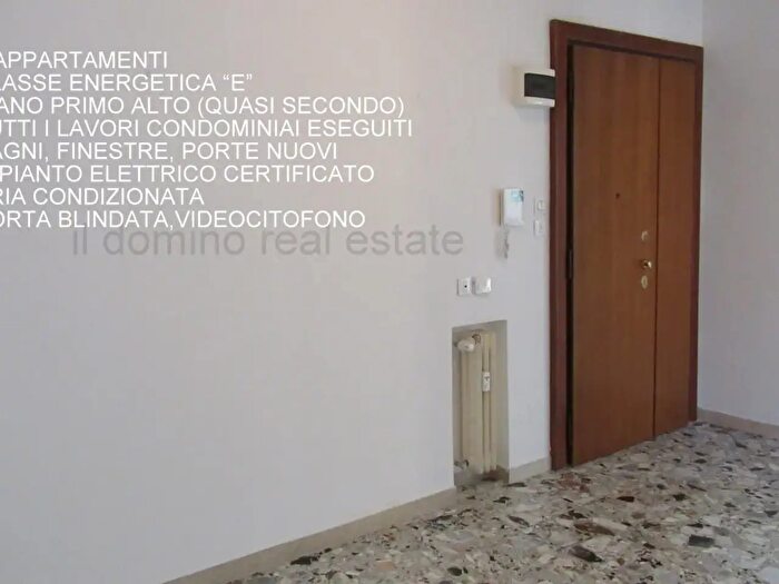 Appartamento con 5 locali in vendita in Via Aosta, Padova