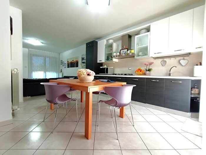 Casa con 6 locali in vendita in Boscochiaro Via Giugno, Cavarzere