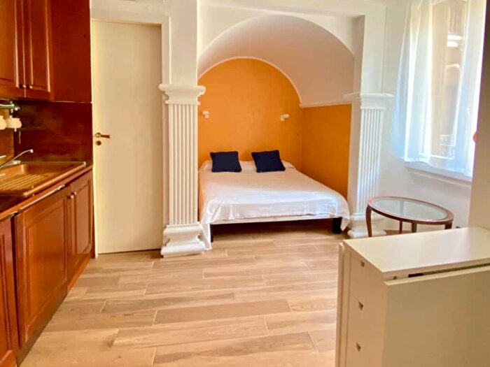 Appartamento monolocale in affitto in Via Stendhal, Solari, Milano