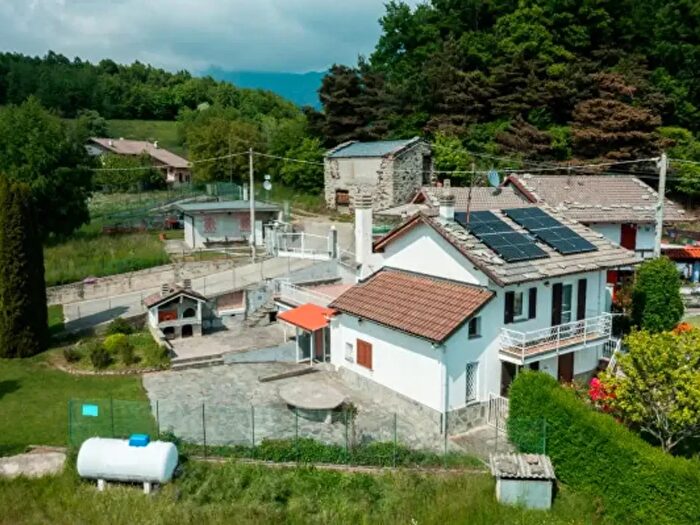 Casa quadrilocale in vendita in Moni, Condove