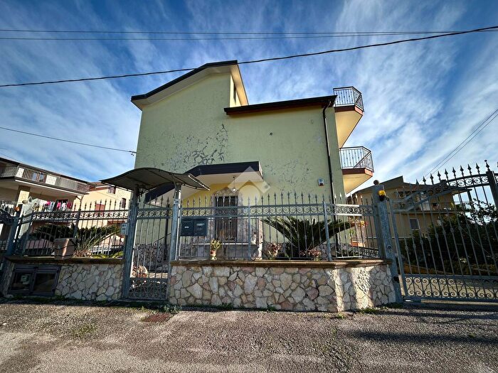 Appartamento quadrilocale in vendita in Via Fontanelle, Eboli