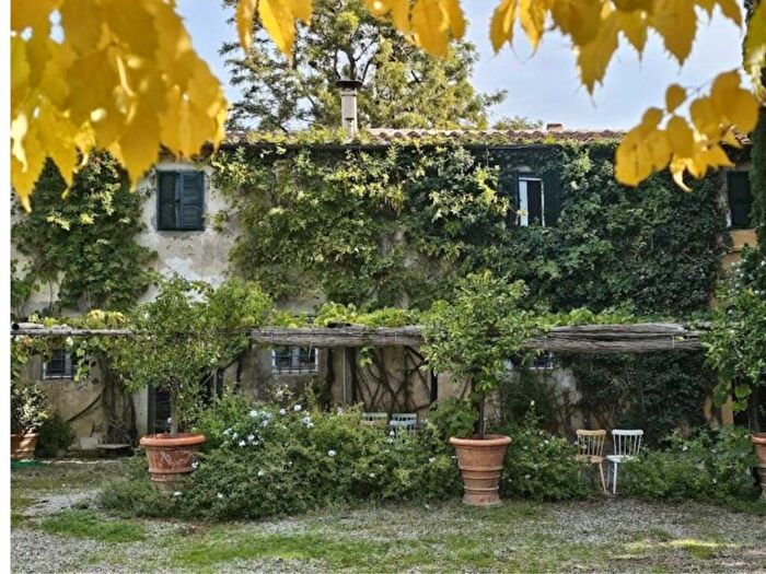 Casa con 5 locali in affitto in Capalbio