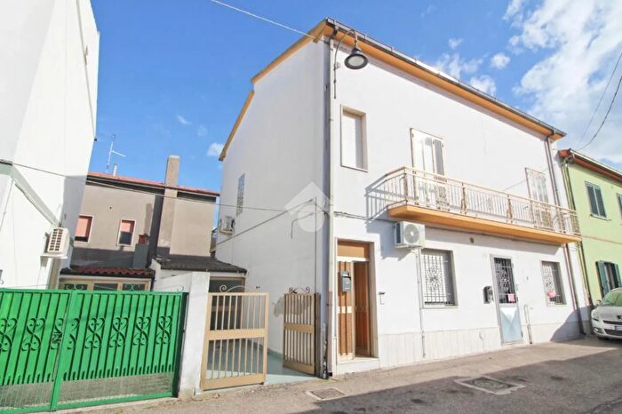 Casa quadrilocale in vendita in Via G di Vittorio, Campomarino