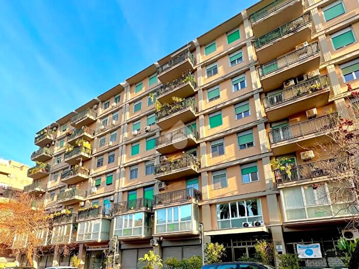 Appartamento bilocale in affitto in Via Sacra Famiglia, Palermo