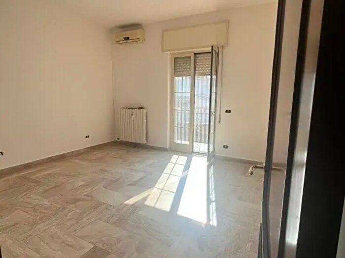 Appartamento con 6 locali in vendita in Via Concordia, Taranto
