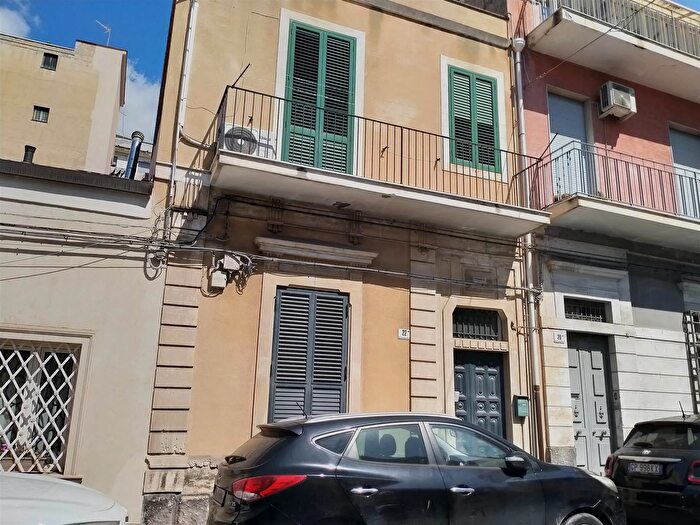 Casa con 5 locali in vendita in Catania, Catania