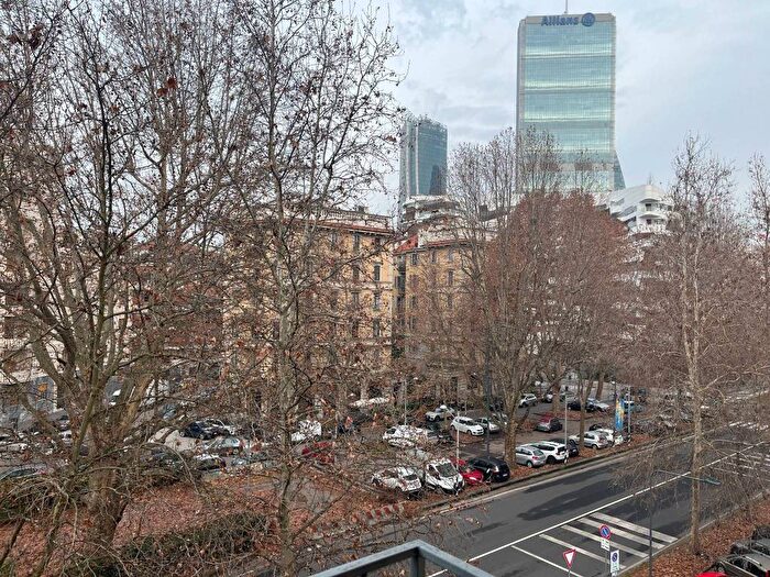 Appartamento trilocale in affitto in City Life, Milano