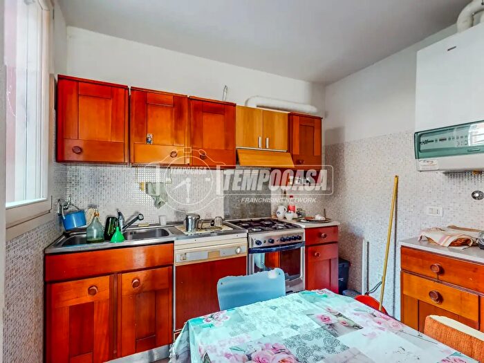 Appartamento quadrilocale in vendita in Via Marconi, Castello DArgile