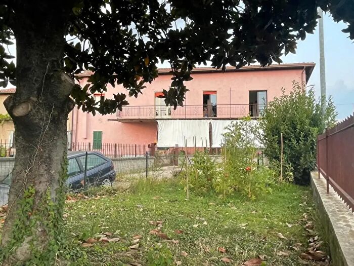 Appartamento trilocale in vendita in Via Campagna Sotto, Lonato del Garda