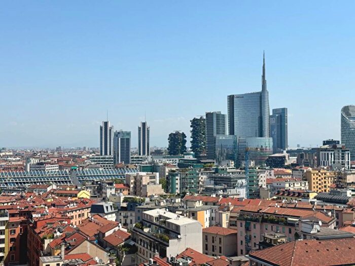 Appartamento bilocale in affitto in Piazzale Biancamano, Moscova, Milano