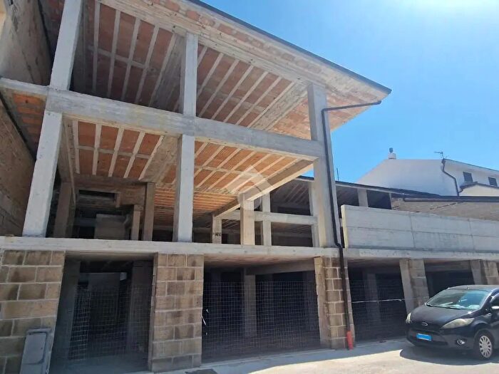 Casa con 10 locali in vendita in Via Enea, Montesarchio