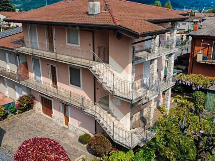 Casa con 5 locali in vendita in Via Tartaglia Nicolò, Concesio