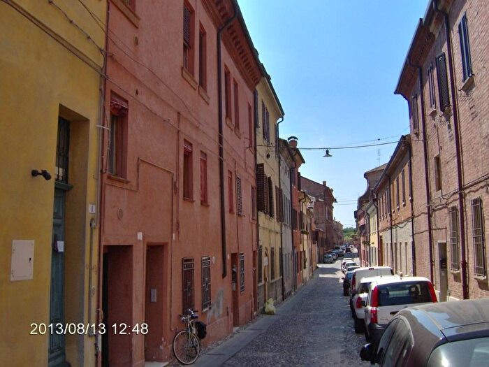 Appartamento trilocale in affitto in Via Carlo Mayr, Santa Maria in Vado, Ferrara