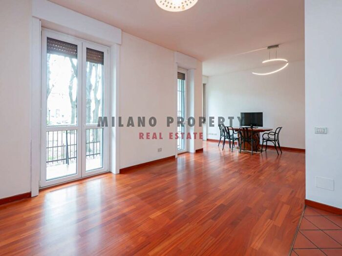 Appartamento trilocale in affitto in Via Piero Capponi, Pagano, Milano