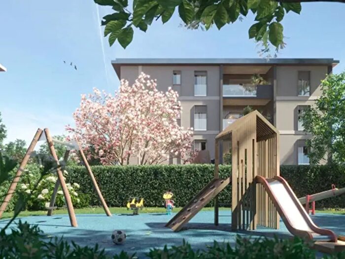 Appartamento quadrilocale in vendita in Via Aldo Moro, Burago Di Molgora