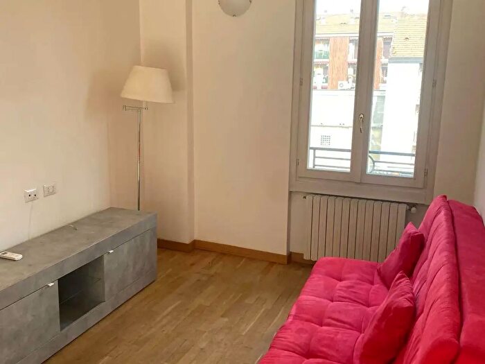 Appartamento trilocale in vendita in Via Bertini, Milano