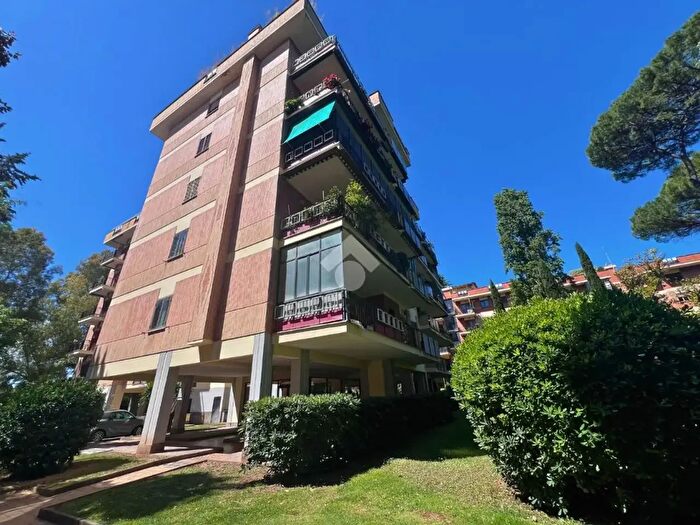 Appartamento monolocale in affitto in Via Matteo Bartoli, Roma