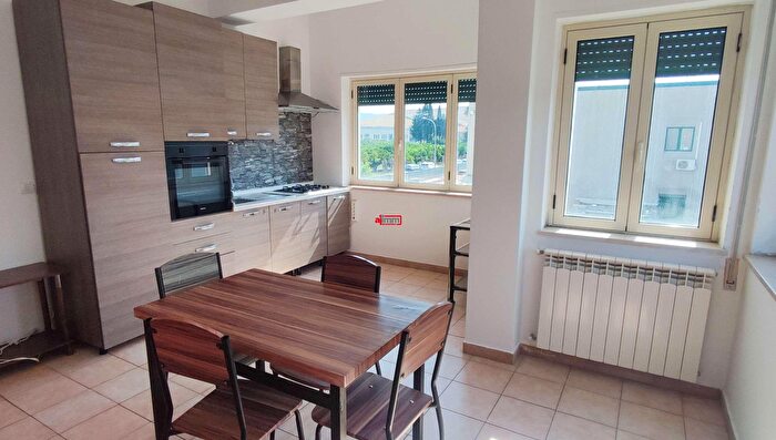 Appartamento trilocale in affitto in Viale Europa, Catanzaro