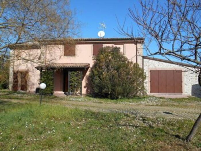 Casa con 6 locali in vendita in Santarcangelo Di Romagna