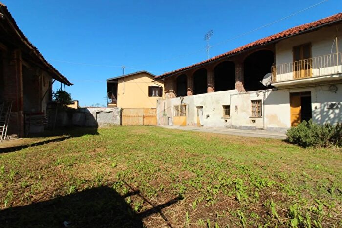Casa trilocale in vendita in Vicolo Solferino, Sanfre