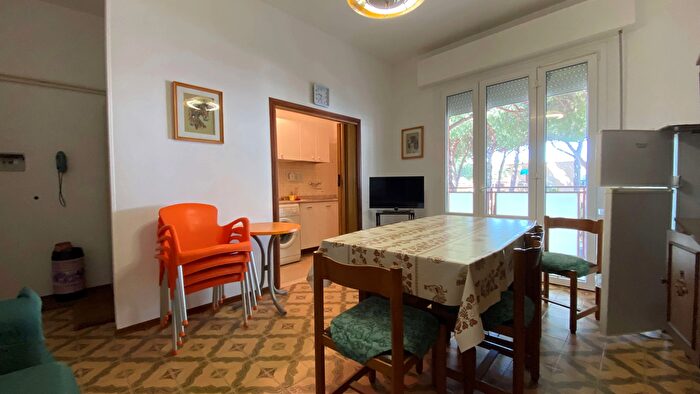 Appartamento trilocale in affitto in Via Titano, Cervia