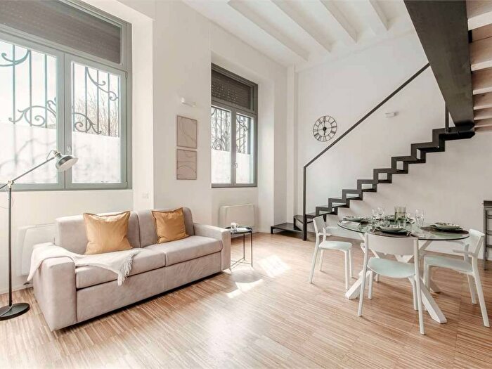 Appartamento monolocale in affitto in viale Cesare Battisti, Centro Storico, Como