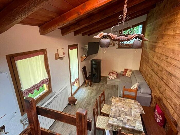 Appartamento quadrilocale in affitto in Vicolo Bouchard, Centro, Oulx