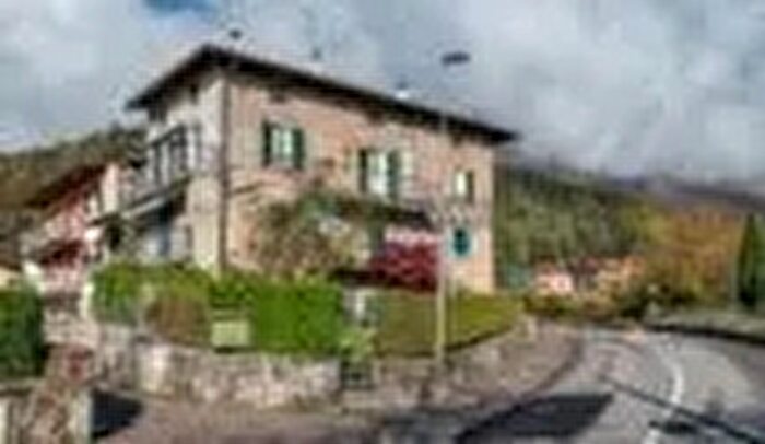 Appartamento trilocale in vendita in Fino Del Monte