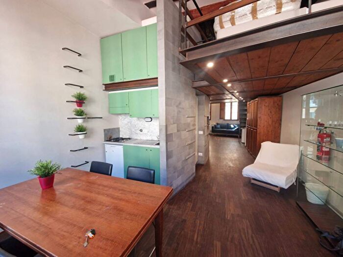 Appartamento bilocale in affitto in Via dei Bardi, San Niccolò, Firenze