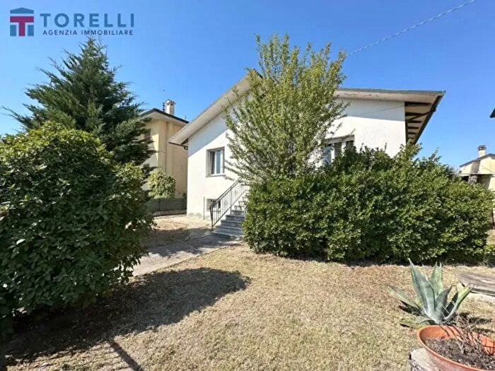 Casa con 6 locali in vendita in Via Canale Bonificazione, Cesenatico