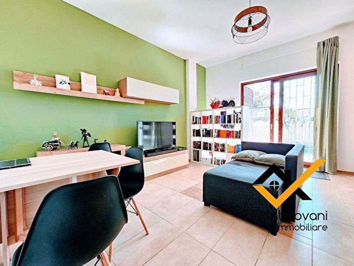 Appartamento bilocale in affitto in Via Vampolieri, Vambolieri, Aci Catena