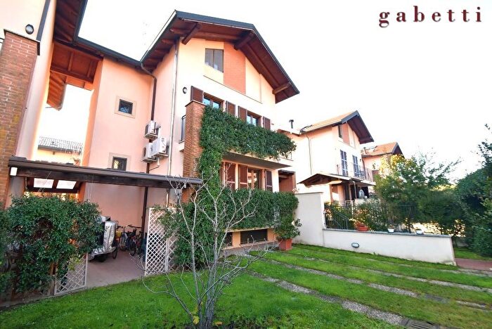 Casa con 5 locali in vendita in Via Caimi, Corbetta