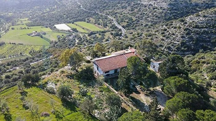 Casa in vendita in Scicli, Gela