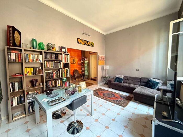 Casa quadrilocale in vendita in Viale Martiri della Foce, Centro, Albenga