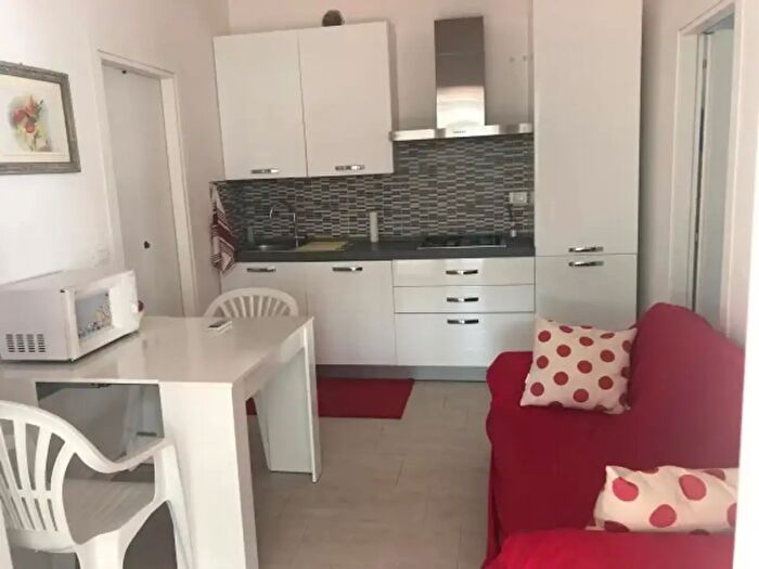 Casa bilocale in vendita in Viale Umberto Giordano, Comacchio