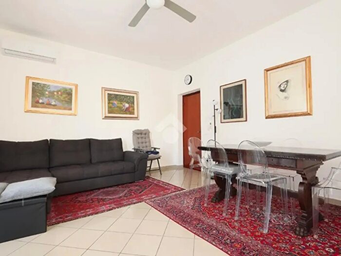 Appartamento con 5 locali in vendita in Via Garibaldi, Alba Adriatica