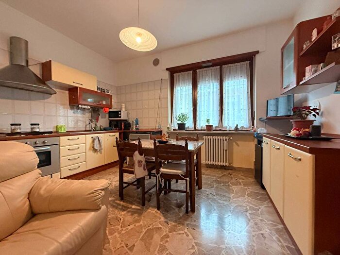 Appartamento trilocale in affitto in Via Taneschie, Centro, Ciriè