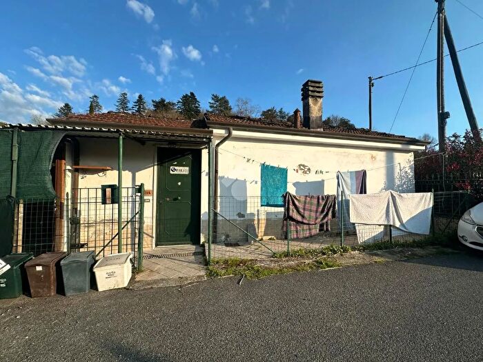 Casa bilocale in vendita in Via Bradia, Sarzana